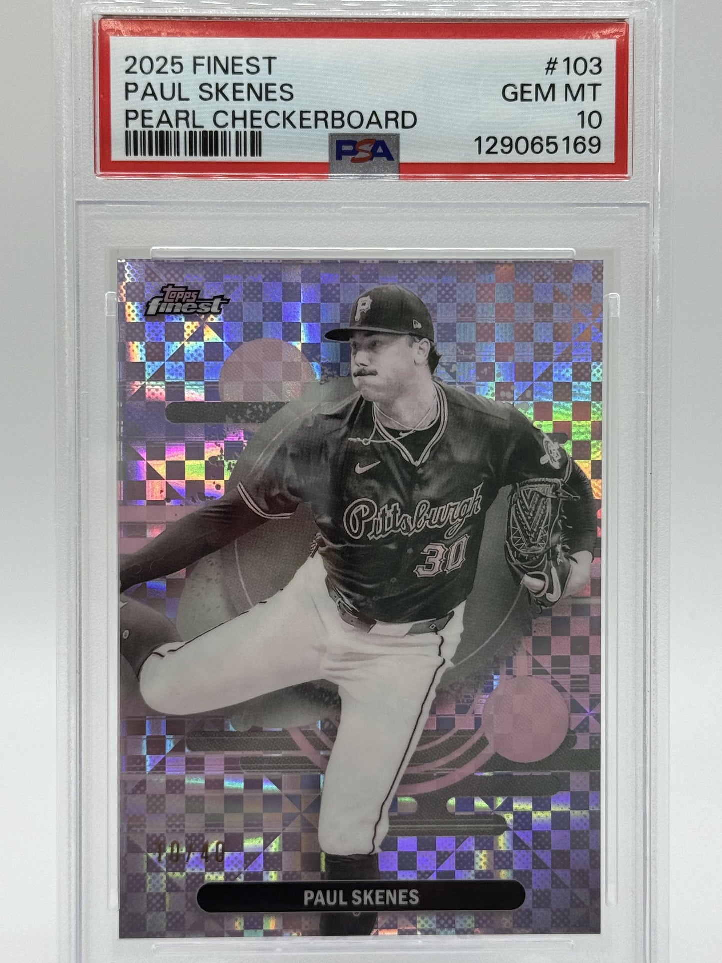 2025 Finest #103 Paul Skenes Pearl Checkerboard PSA 10 10/40
